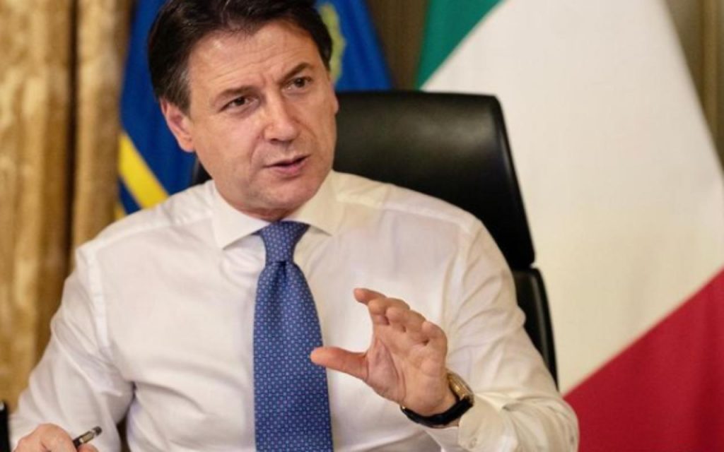 Giuseppe Conte, conferenza stampa di fine anno: quando e a che ora