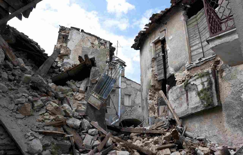 Terremoto in Croazia, gravi danni: tra le vittime anche un bambino