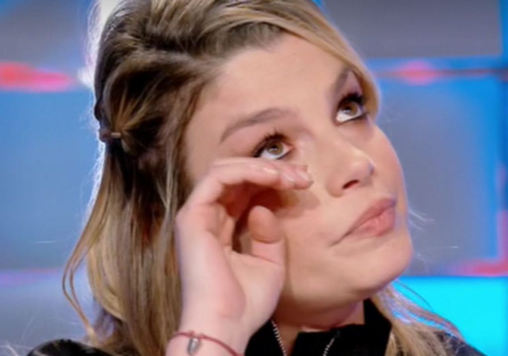 Emma Marrone in lacrime a Verissimo: “E’ stata dura, il dolore che si prova…”