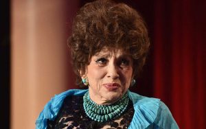 Gina Lollobrigida violentata