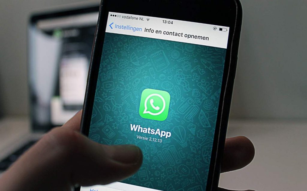 Sicurezza informatica, What’sApp posticipa le nuove regole sulla privacy