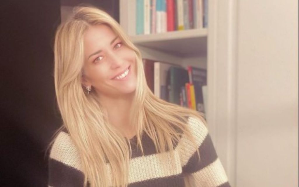 La splendida casa di Elena Santarelli: pavimenti chic e arredamento ultra moderno