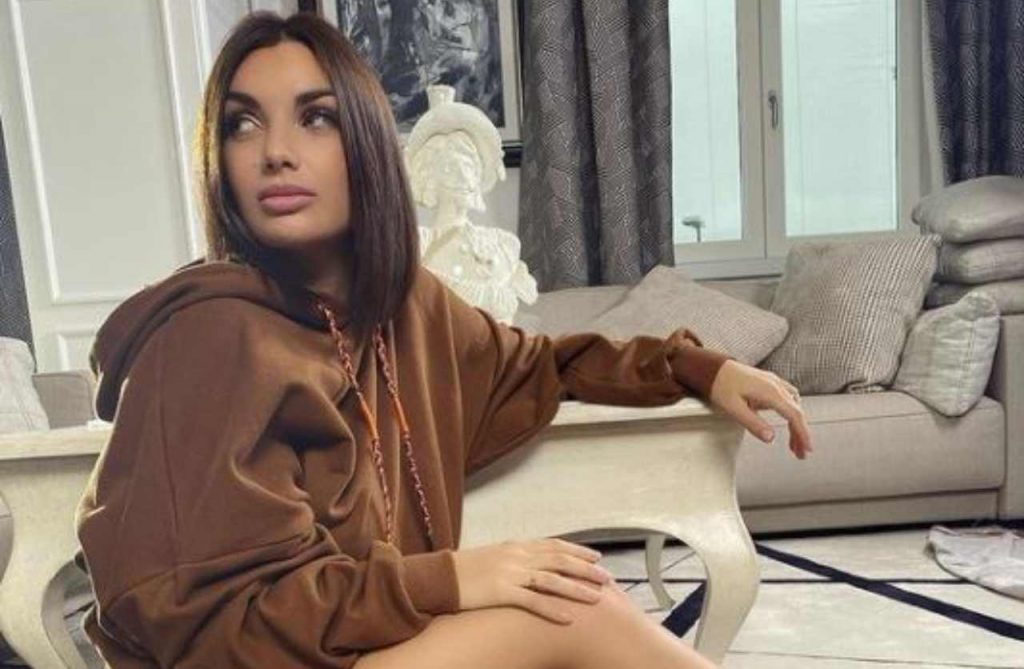 Elettra Lamborghini come non l’avete mai vista: l’incredibile outfit che ha fatto impazzire tutti