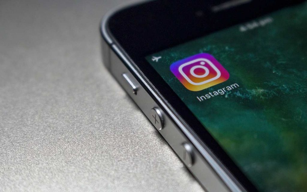 Instagram, come evitare messaggi indesiderati: basta spuntare questa opzione