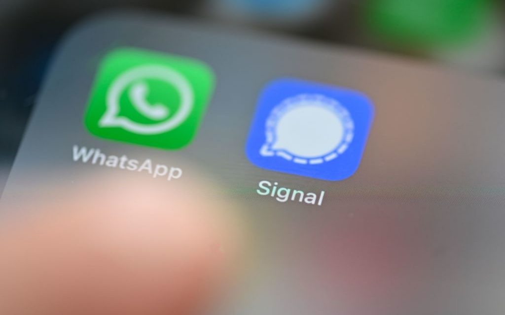 Altro che Whatsapp: è Signal l’app messaggistica più sicura che ci sia, il motivo vi sorprenderà!