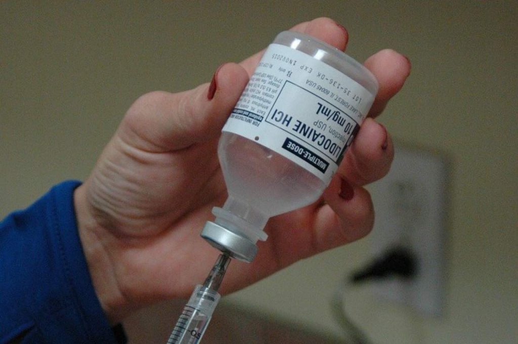 Vaccini Covid, nuova fase dei test: somministrazione ai più piccoli