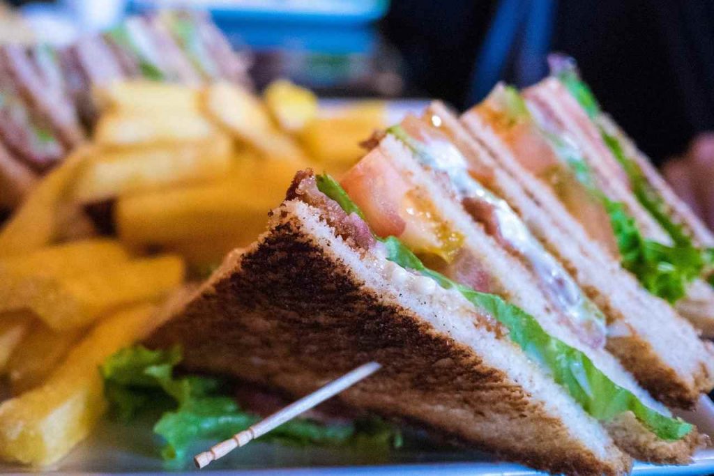 Club Sandwich fatto in casa: come preparare il panino perfetto in poche semplici mosse!