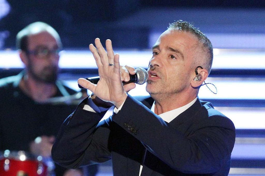 Eros Ramazzotti: l’incredibile scatto da giovane | La foto