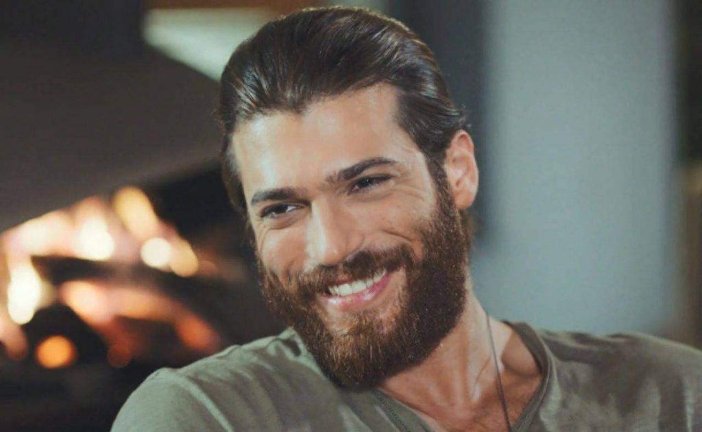 Can Yaman, il momento più buio della sua vita | Che dolore