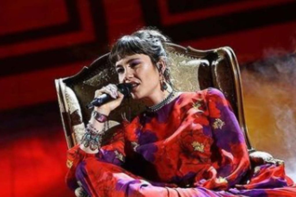 Enula, la cantante di Amici e il ricordo del passato: “Piangevo sempre” | La foto