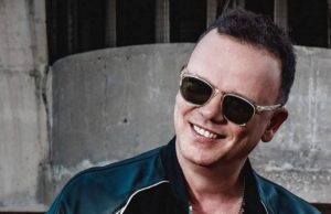 gigi d'alessio regalo