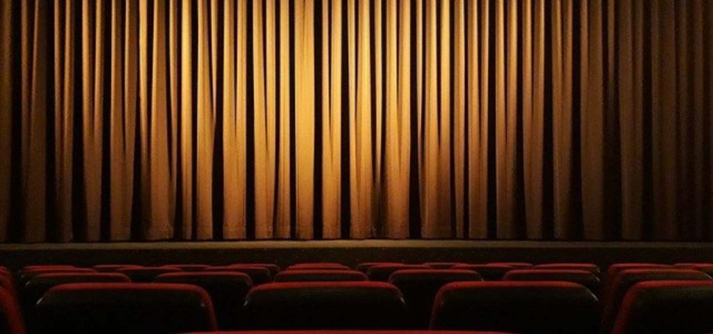 Addio al cinema? Perché i giovani non torneranno in sala dopo il Covid