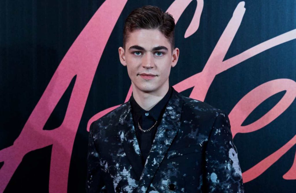 After, Hero Fiennes Tiffin: l’imperdibile foto del passato