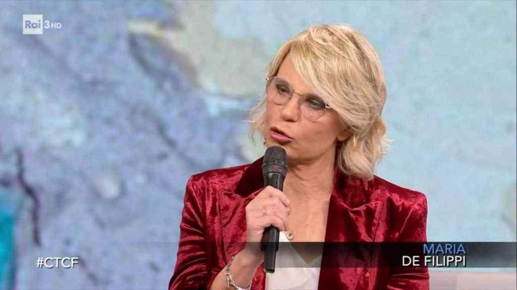 Maria De Filippi, attacco furioso: parole pesanti | E ora?