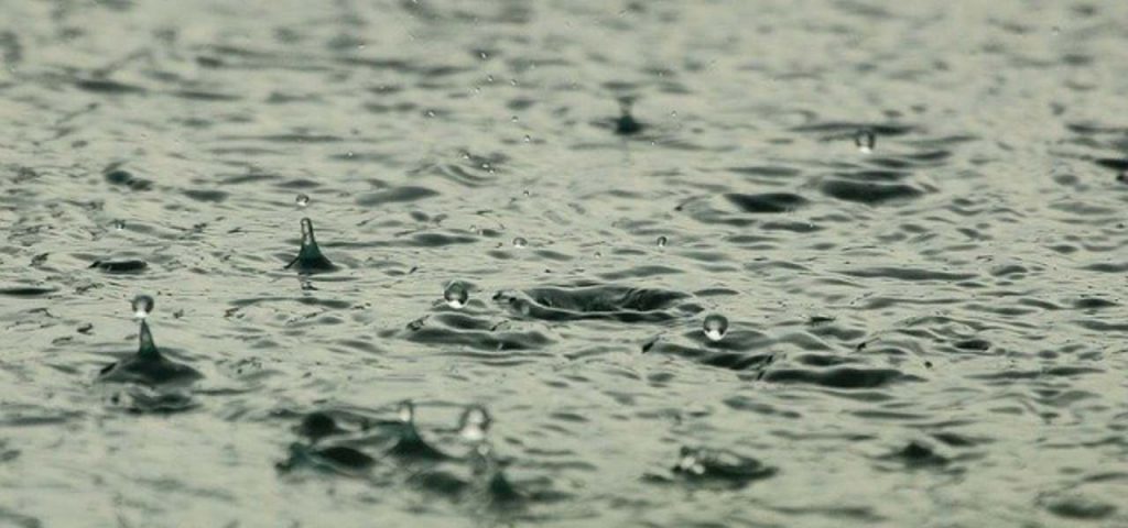 Meteo, addio estate? Tanta pioggia e freddo, cambia tutto