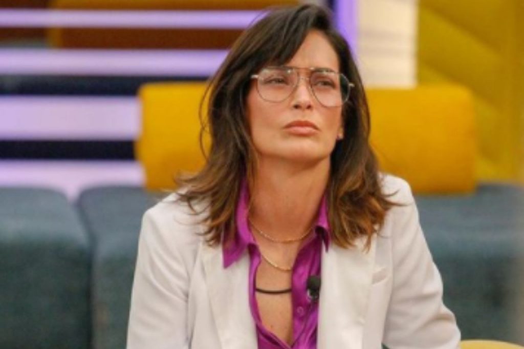 Fernanda Lessa, episodio shock del passato: “Mi ha buttato contro le grate”