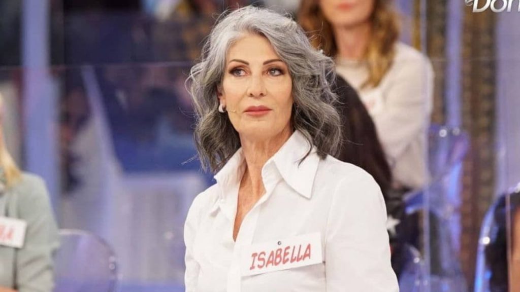 Isabella Ricci, viaggia come una regina: avete visto la sua ultima macchina?