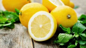 Limone mangiarlo intero fa bene AltraNotizia