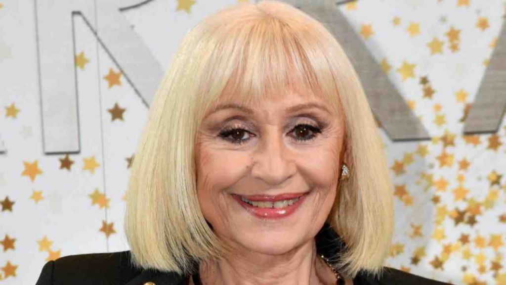 Raffaella Carrà, chi ha ereditato l’immensa fortuna: le cifre sono pazzesche