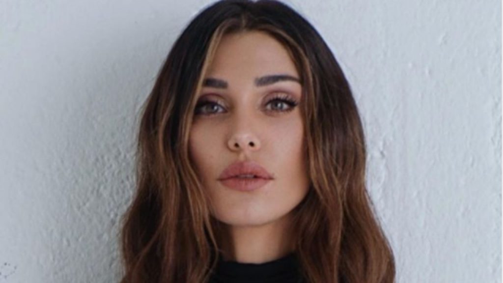 Belen Rodriguez, ricordate com’era agli inizi? | La trasformazione è impressionante