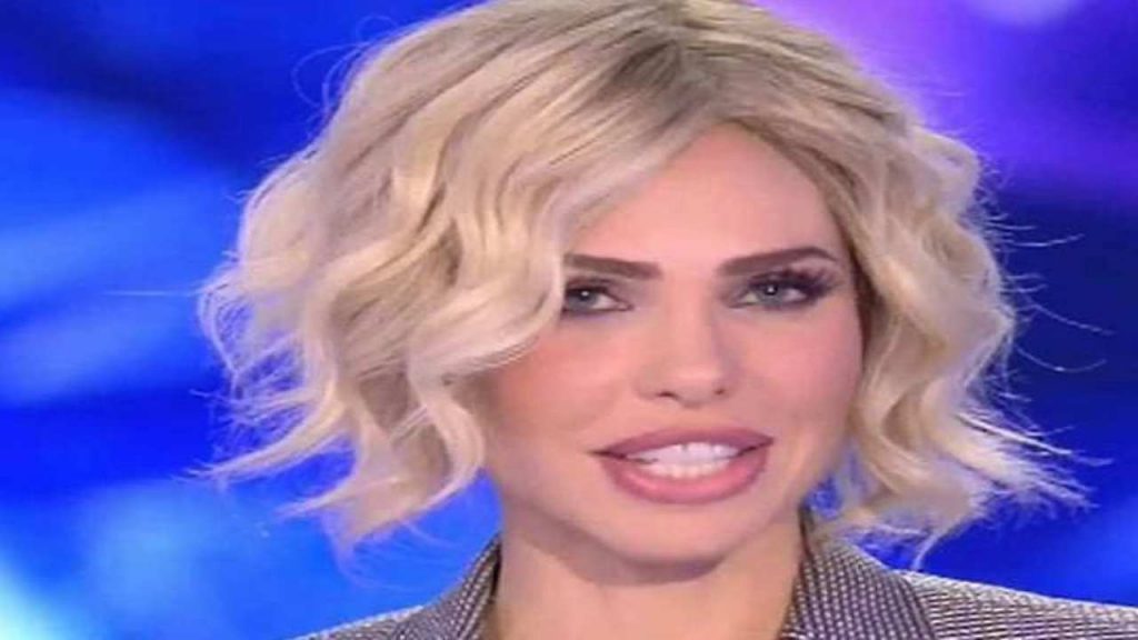 Ilary Blasi, tutti la ricordate bionda platino | Com’era prima però vi stupirà