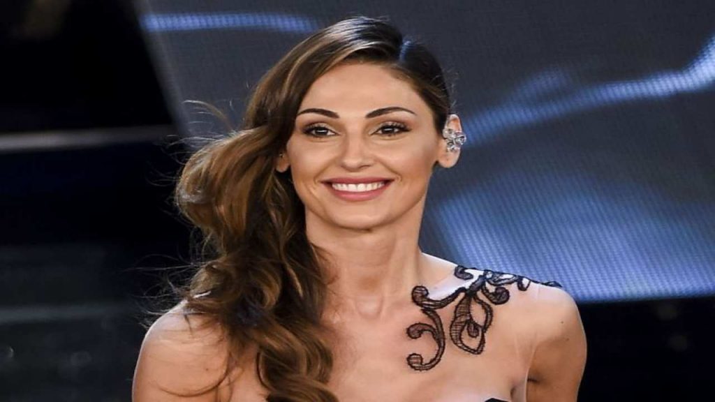 Anna Tatangelo, avete mai visto il papà? Sono identici FOTO