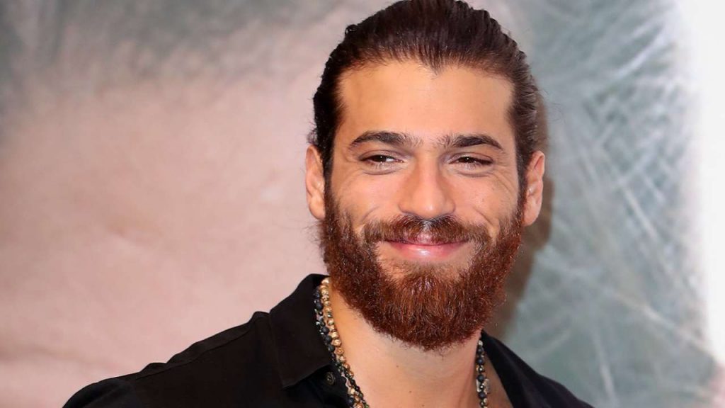 Can Yaman a cena insieme ad un’attrice amatissima | Il gossip impazza