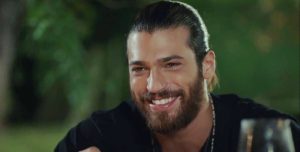 Can-Yaman-con-barba-Altranotizia