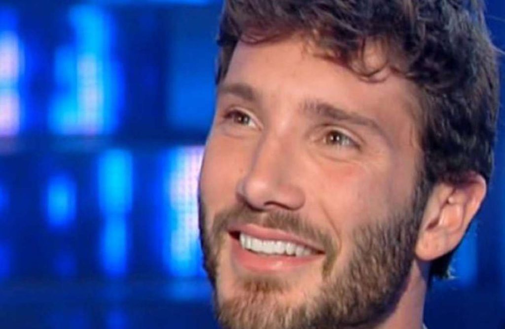 Stefano De Martino, il lieto annuncio che fa sognare | I fan gioiscono con lui