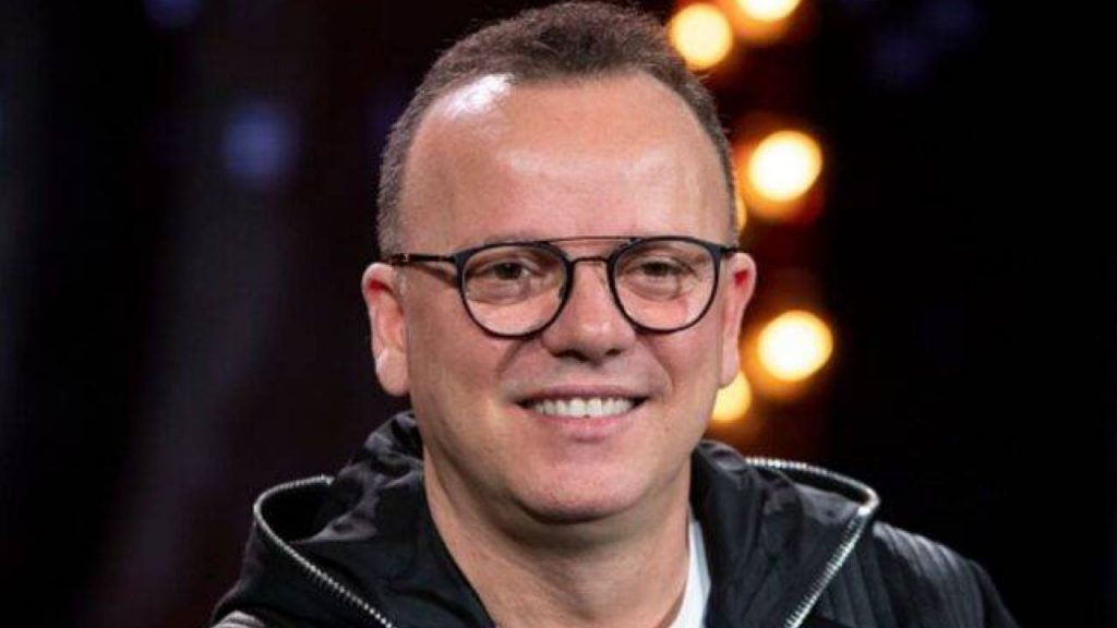 Gigi D’Alessio, il lieto annuncio | Finalmente è ufficiale