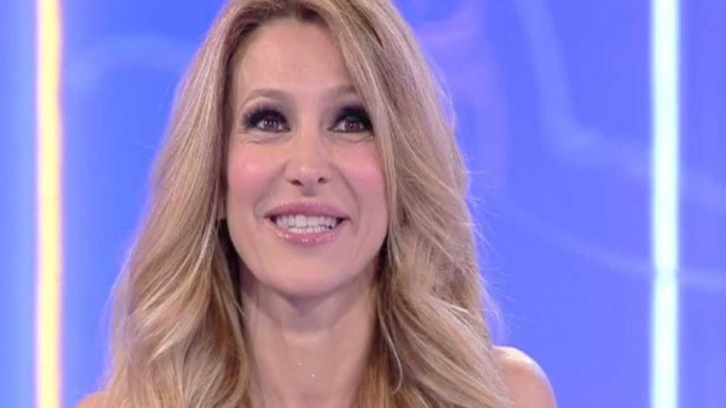 Adriana Volpe finalmente ce l’ha fatta: i fan esultano con lei