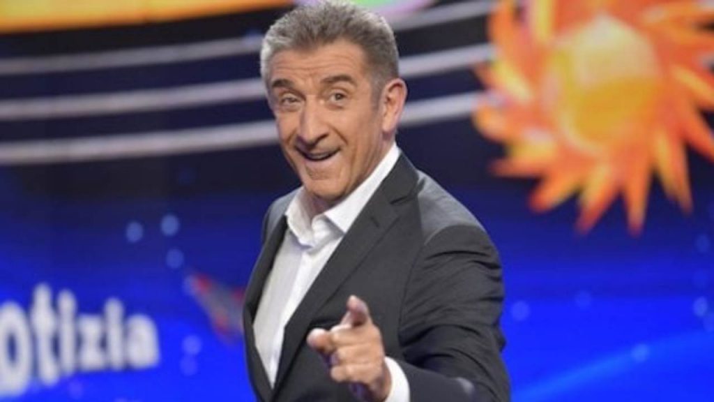 Ezio Greggio, sapete chi è la giovanissima fidanzata? Ex di UeD