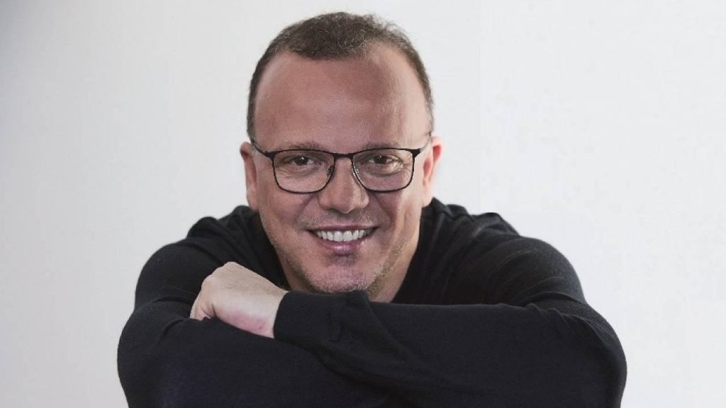 Gigi D’Alessio, che gran risveglio: è nata una nuova avventura