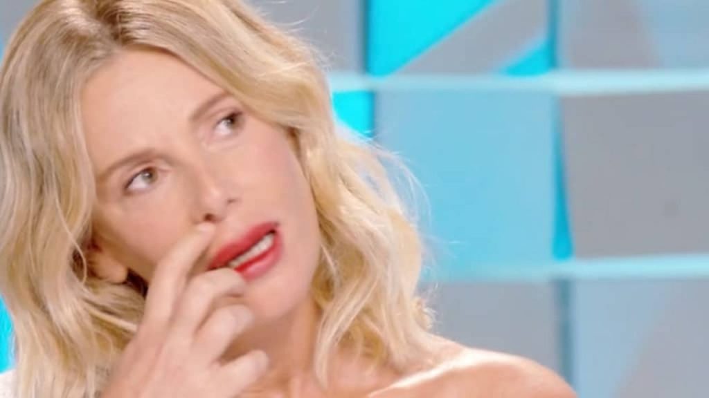 Alessia Marcuzzi, purtroppo deve star lontana dalla figlia: la foto che commuove