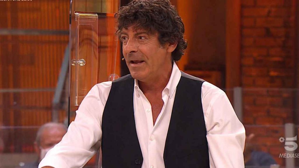 Luca Laurenti, sapete dove vive? Purtroppo è costretto a fare la spola