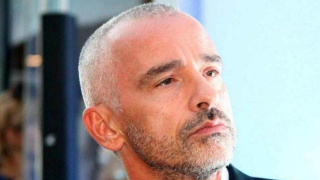 Eros Ramazzotti di nuovo insieme alla sua ex | Il motivo però non è come te l’aspetti