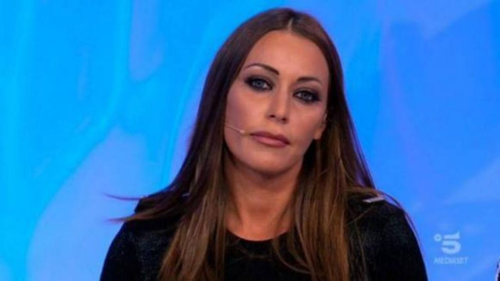 Karina Cascella, tutta la dura verità: perché ha dovuto rinunciare alla tv