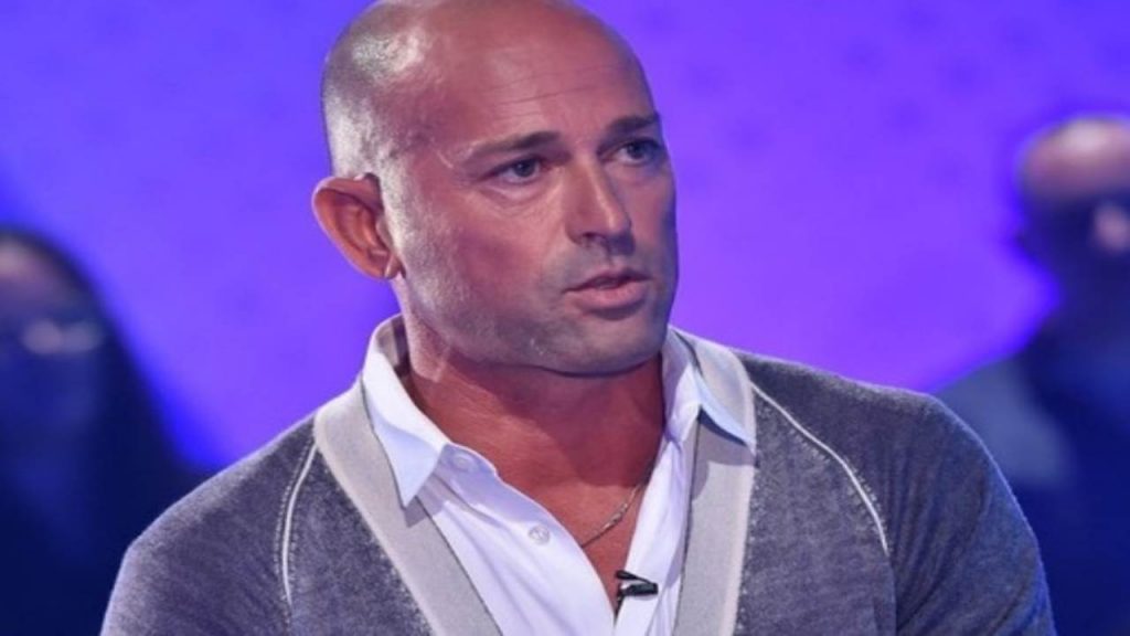 Stefano Bettarini e la storia con la più amata di Ballando: dopo anni la verità