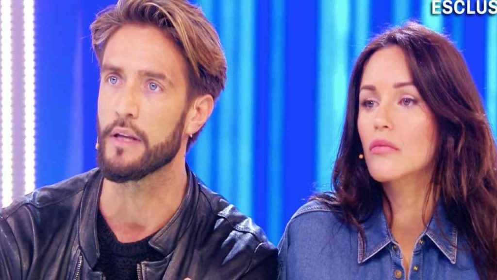 Delia Duran e Alex Belli ammettono l’insospettabile verità: “lo facciamo una volta l’anno”