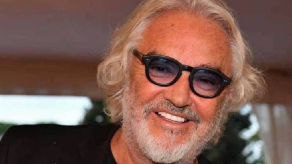 Flavio Briatore, ‘sorpreso’ con il volto noto della tv: il web si scatena