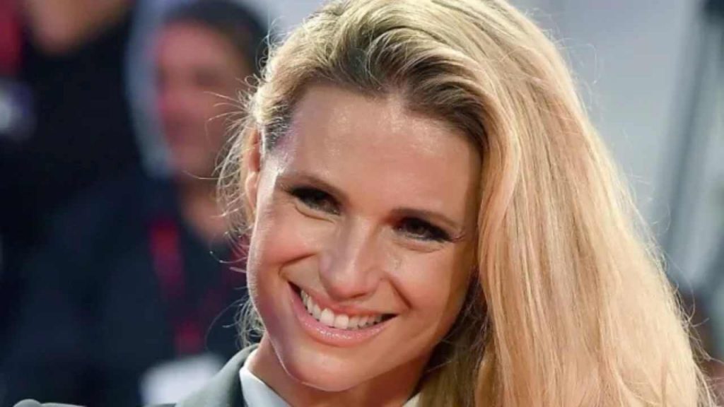 “Coccole al sole”: Michelle Hunziker insieme a lui è più raggiante che mai