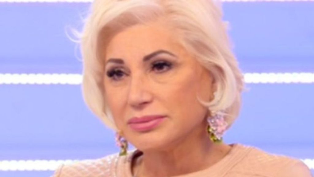 Lucia Bramieri, con l’ago al braccio: “stavo male da mesi e ora…”