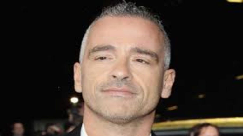 Eros Ramazzotti e il ‘figlio’ mai riconosciuto: praticamente sono identici