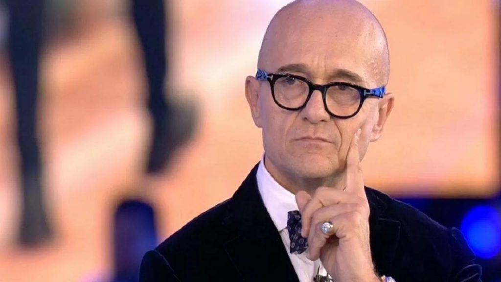 Alfonso Signorini e il ricovero in ospedale: “E’ il momento più brutto”