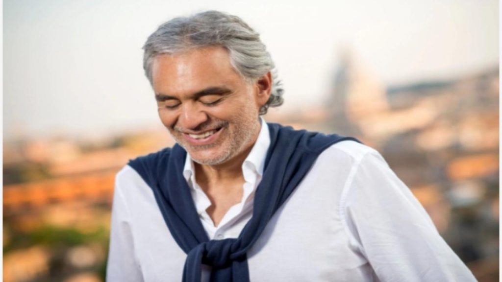 Andrea Bocelli in scena con una compagna d’eccezione: il debutto di Virginia