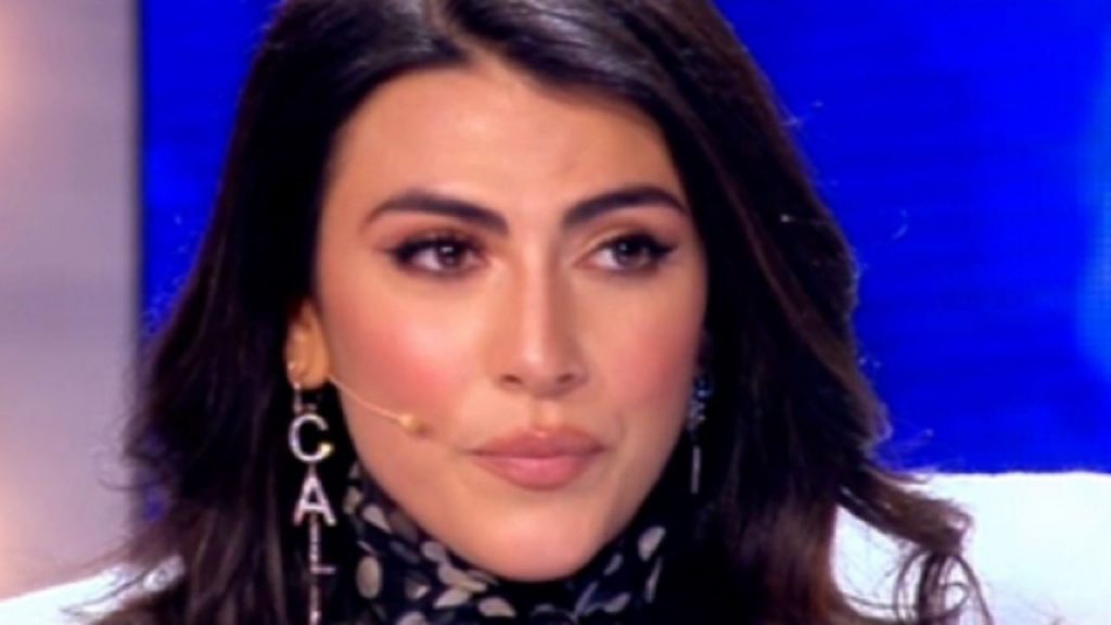 Giulia Salemi, senza freni sulla sua storia d’amore: “Io non amo…”