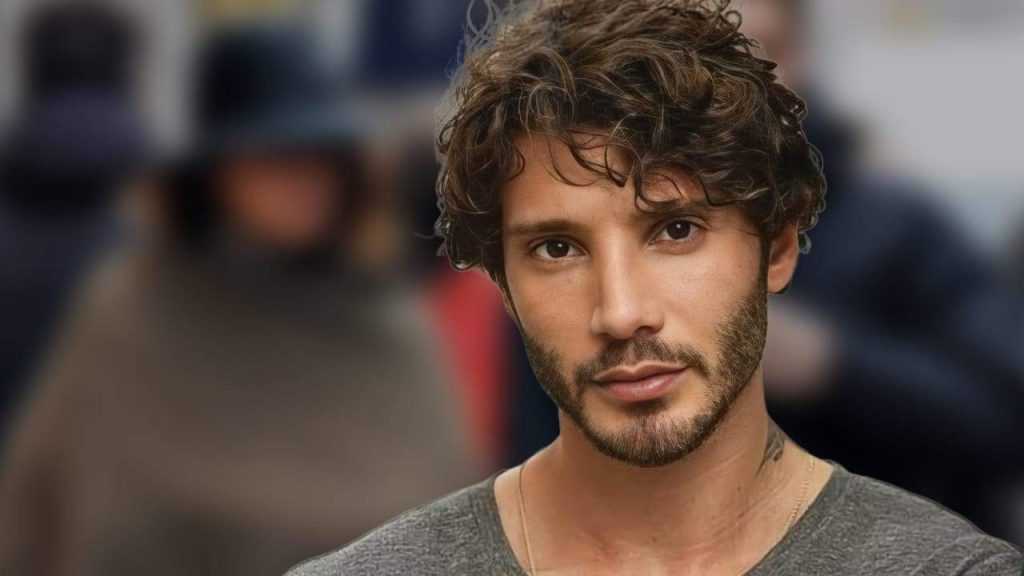 Stefano De Martino, senza vergogna su Emma Marrone: “E’ una persona…”