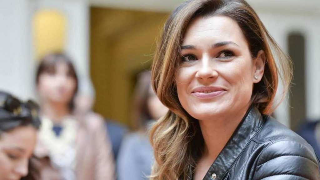 Alena Seredova, il lietissimo annuncio: è come un fulmine a ciel sereno