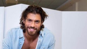 Can Yaman-fratello-segreto-famoso-Altranotizia