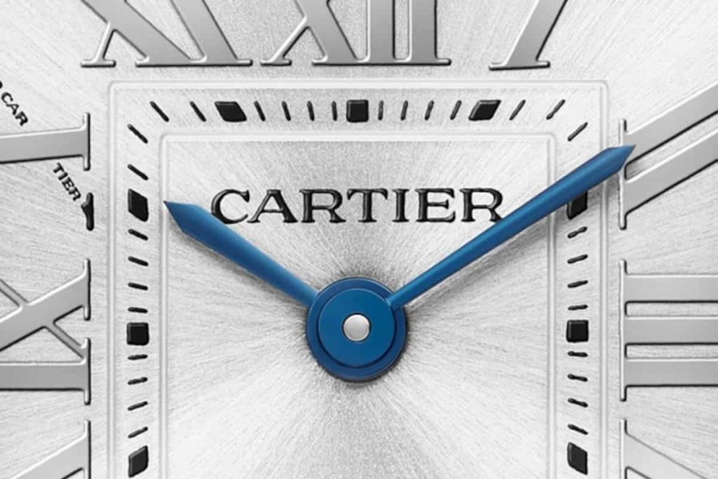 Orologi, novità emozionanti da Cartier: il “quadrato” che continua a sorprendere